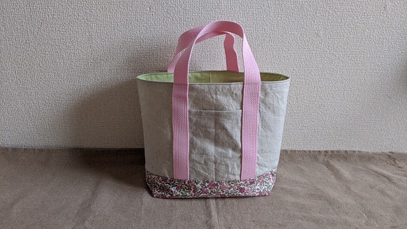 【送料無料】たっぷり容量♡ちょっとそこまでバッグ♡トートバッグ♡小花柄ピンク 1枚目の画像