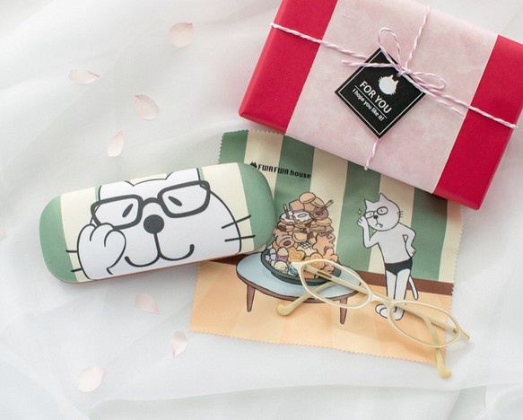ネコぱんメガネケース メガネクリーナー付き 桜ギフトボックス プレゼントに♪ 1枚目の画像