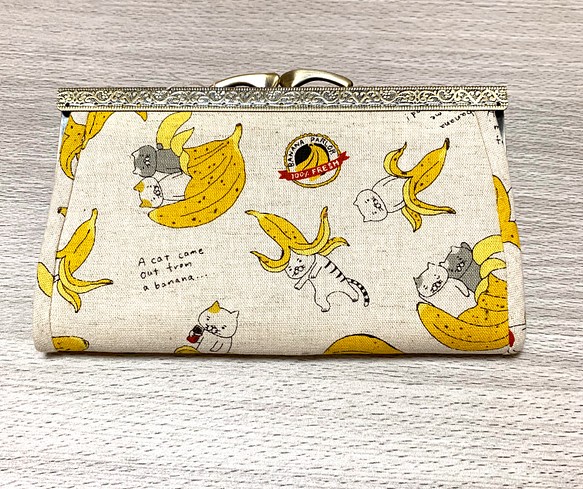 がま口財布(バナナ猫・きなり) 1枚目の画像