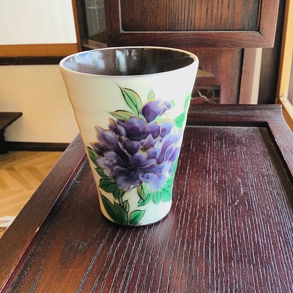 清水焼 泡立ちビアカップ 牡丹(紫) 1枚目の画像