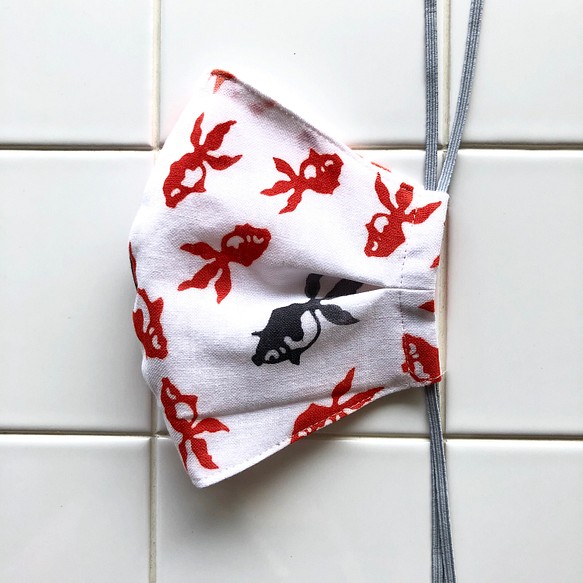 手拭生地　清涼マスク　（金魚）　◉共布マスク袋付き　※送料無料 1枚目の画像