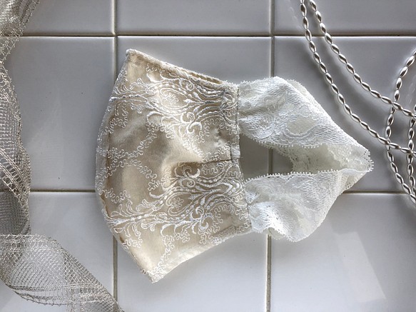 刺繍オーガン　シルクマスク　◉マスク袋付き※送料無料 1枚目の画像