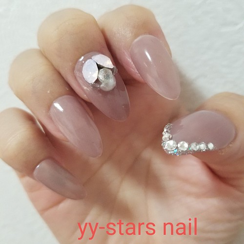 シンプル ビジュー ネイルチップ 29 ネイルチップ ネイルシール Yy Stars Nail 通販 Creema クリーマ ハンドメイド 手作り クラフト作品の販売サイト