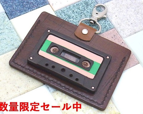 【数量限定セール！】革製　カセットテープモチーフ　カードホルダー　グリーン