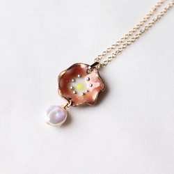 Flower pearl necklace (オレンジ)七宝焼き 1枚目の画像