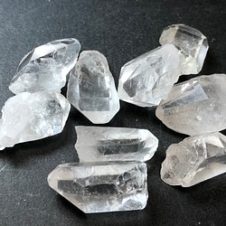 ブラジル産　ポイント水晶　原石50g ⑦ 1枚目の画像