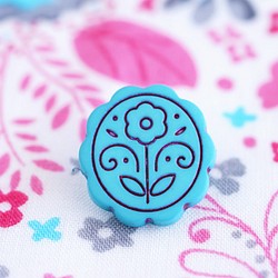 ターコイズブルーのお花のボタン15mm　フランス製　3個 1枚目の画像