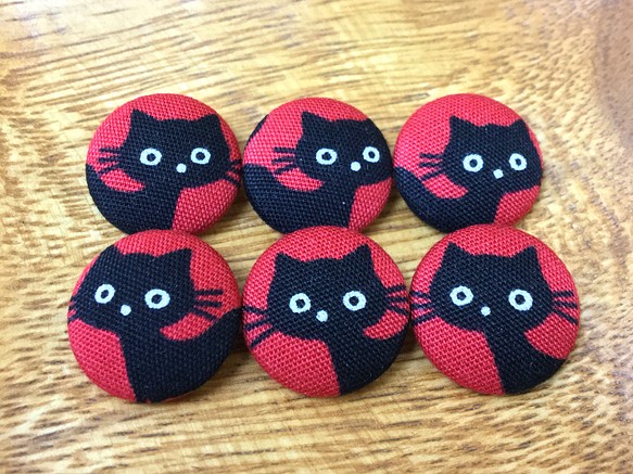 ネコちゃんのくるみボタン 20㍉ 1枚目の画像