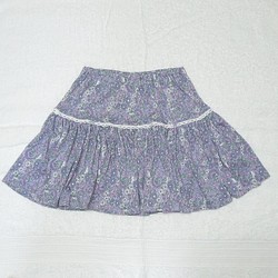 ☆お姉さんらしい紫花柄ギャザーたっぷりの2段スカート 1枚目の画像