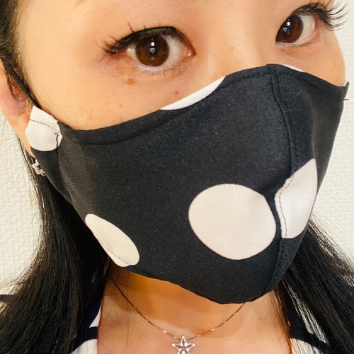 送料無料 おしゃれ 可愛い ドットマスク 布マスク 立体マスク 大きめ フィルターポケット メンズ マスク Miki S Mask Shop 通販 Creema クリーマ ハンドメイド 手作り クラフト作品の販売サイト