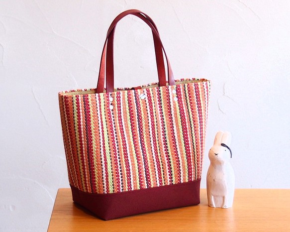 [出售]手工編織鮮豔彩色條紋午餐手提包L（紅色） 第1張的照片
