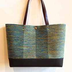 秋色ツイード風手織り布のトートバッグ（ブルー） 1枚目の画像