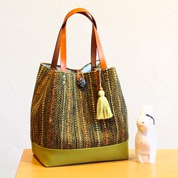 秋季混色手工編織布桶手提包（橄欖色） 第1張的照片