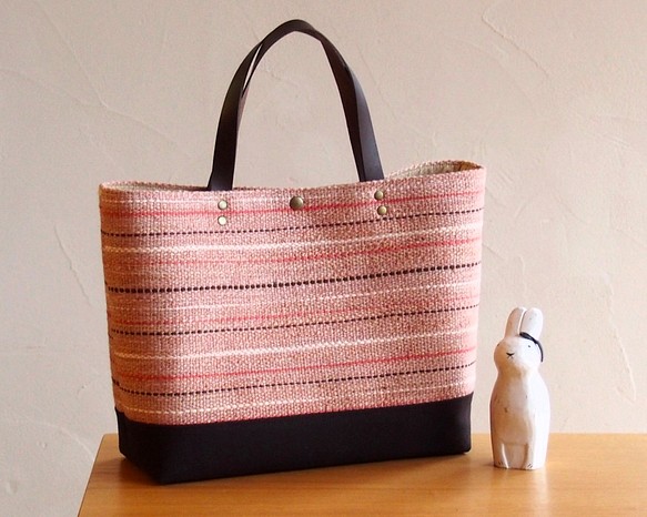 手織り春色ミックスカラーのトートバッグ（桜） 1枚目の画像