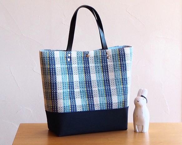 [SALE]方形手提包，配以手工編織的鄉村格紋（藍色） 第1張的照片