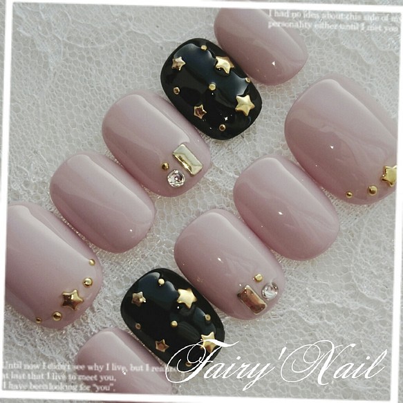 絶妙くすみカラー ジミーチュウ風ネイル ジェルネイル ネイルチップ ネイルシール Fairy Nail 通販 Creema クリーマ ハンドメイド 手作り クラフト作品の販売サイト