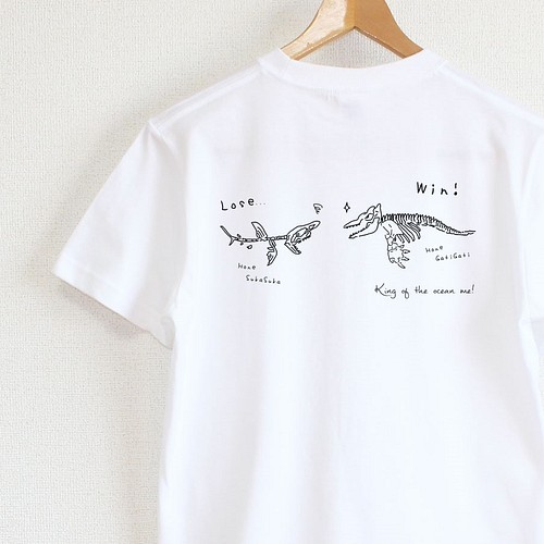 サメとシャチはどっちが強いの ｔシャツ メンズタイプ Tシャツ カットソー Marutaka 通販 Creema クリーマ ハンドメイド 手作り クラフト作品の販売サイト