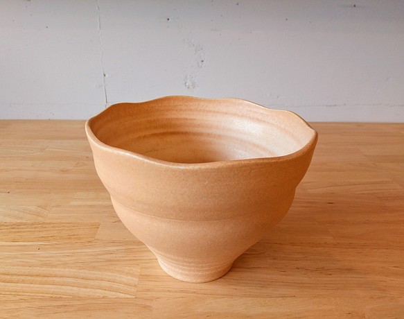 茶チタン釉鉢 1枚目の画像