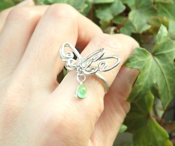 アンティーク  蝶の指輪