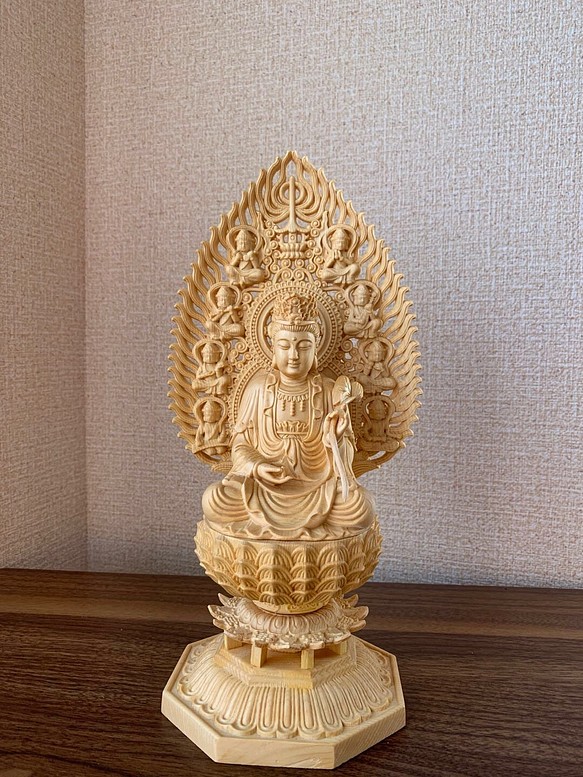 仏像　木彫　大勢至菩薩　檜木 1枚目の画像