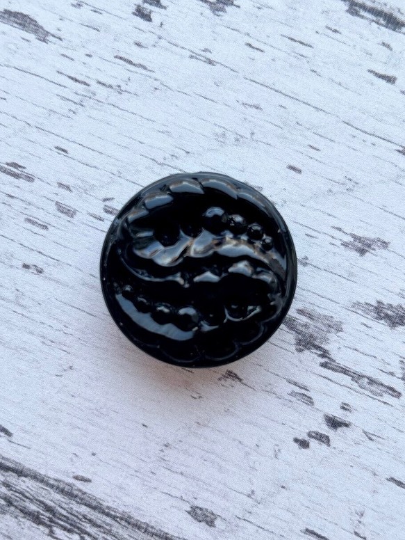 チェコ　ヴィンテージ　ガラスボタン　ブラック　22mm 1個 [B159-3] 1枚目の画像