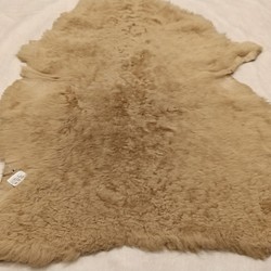 ムートン（ダブルフェイス） トルコ産羊皮100%　1枚革