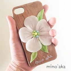 【iPhoneウッドケース】天然木のハードケース　≪mino'aka ＝ ほほえみ①≫ 1枚目の画像
