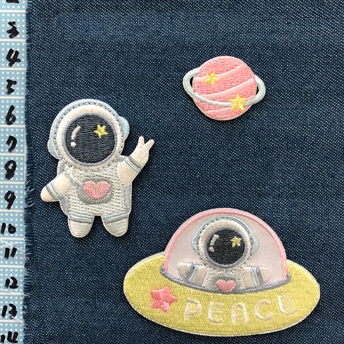 3枚入 宇宙人 宇宙船 惑星 アイロンワッペンシールワッペン女の子 ワッペン アップリケ Happylife 通販 Creema クリーマ ハンドメイド 手作り クラフト作品の販売サイト