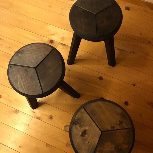 kouさん専用(3脚セット)【木の丸椅子】木製三脚スツール(鉄媒染) 椅子 