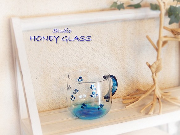 ガラスのマグカップ　～Flowerrain (絵付けガラス) 1枚目の画像
