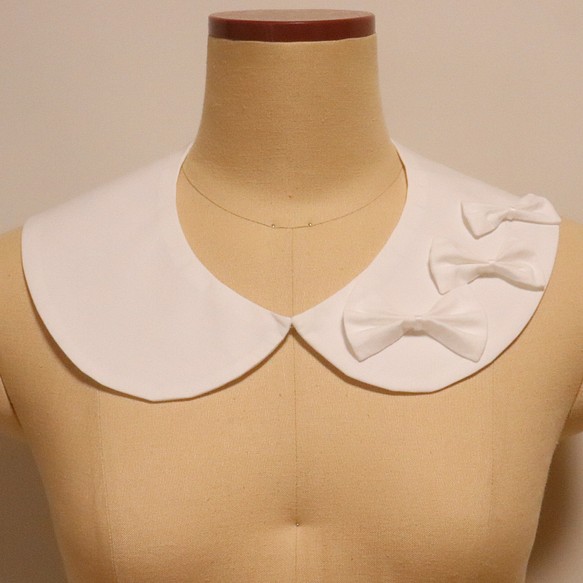 【つけ襟】～ribbon ribbon ribbon～リボンがいっぱい！真っ白な丸襟の付け襟|白|丸襟|リボン|付け襟 1枚目の画像