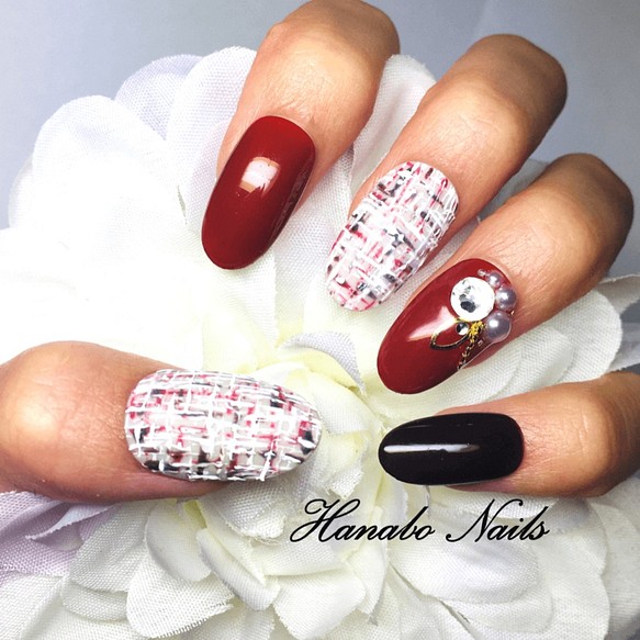 No 40 ツイードネイル ストーン 赤 レッド 秋冬 ネイルチップ つけ爪 上品 綺麗 ネイルチップ ネイルシール Hanabo Nails 通販 Creema クリーマ ハンドメイド 手作り クラフト作品の販売サイト