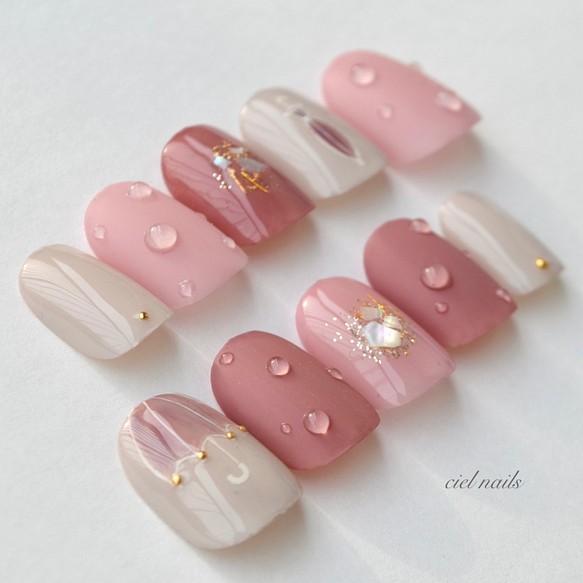 雨の日もかわいく 梅雨のしずく ネイルチップ ネイルチップ ネイルシール Ciel Nails 通販 Creema クリーマ ハンドメイド 手作り クラフト作品の販売サイト