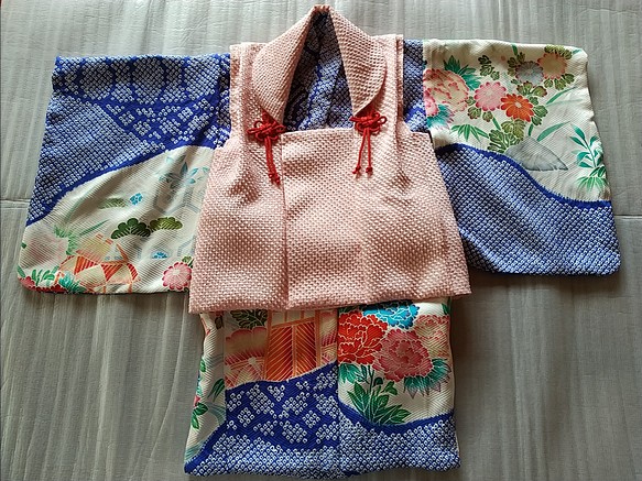 3ヶ月の赤ちゃんから着れる正絹着物セット(帯つき） ベビー服 着物