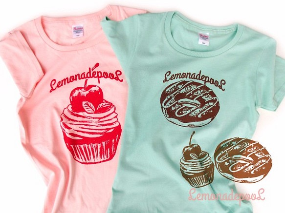 カップケーキ柄(ピンク)、ドーナツ柄(ミント)Tシャツ 1枚目の画像