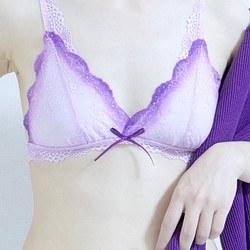 sheer lace bra 1枚目の画像