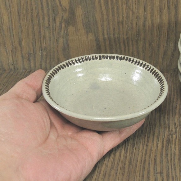 陶器 リム付き小鉢　青灰【210108】 1枚目の画像