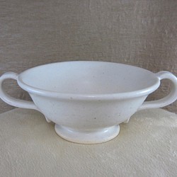 陶器 両手スープマグ（藁白釉） 1枚目の画像