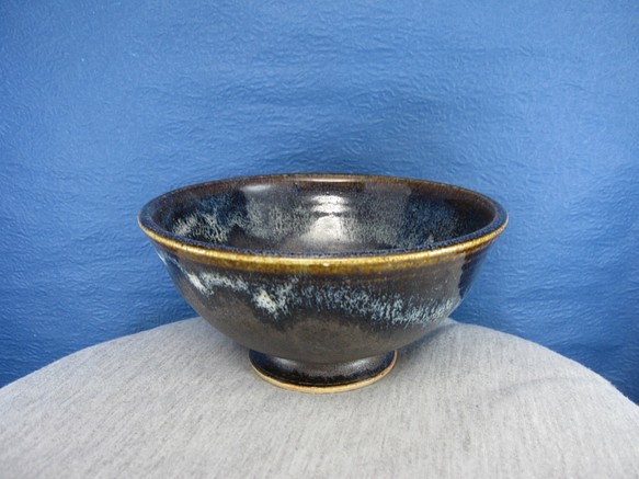 陶器ご飯茶碗（大）青黒天目釉 1枚目の画像