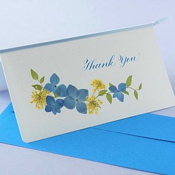 押し花とカリグラフィーのメッセージカード【Thank You】　あじさいとレースフラワーのお礼のカード 1枚目の画像