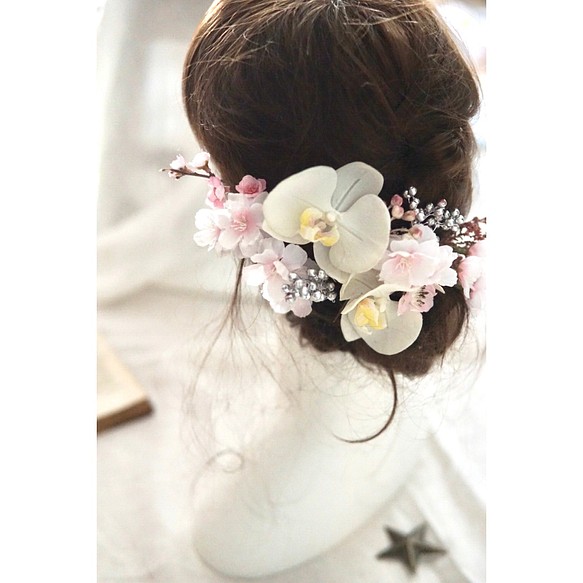 桜と胡蝶蘭のヘッドパーツ　ウェディング　着物　振袖　チュール 1枚目の画像
