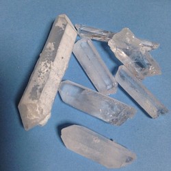 希少　レア　ヒマラヤ水晶　結晶 六角柱 ポイント　ランダム　20ｇ 1枚目の画像
