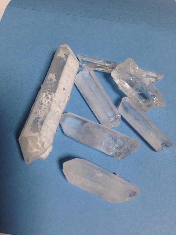 希少　レア　ヒマラヤ水晶　結晶 六角柱 ポイント　ランダム　20ｇ 1枚目の画像