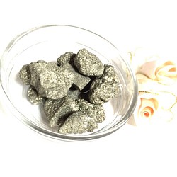 【原石　さざれ石穴なし】メキシコ産 　パイライト 黄鉄鉱 Pyrite 25ｇ 1枚目の画像