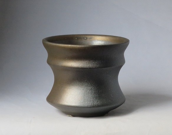 Kinguro Pot（植木鉢） 1枚目の画像