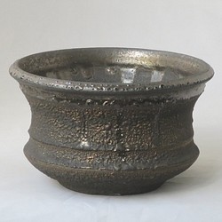 Kinguro Crater Pot（植木鉢） 1枚目の画像