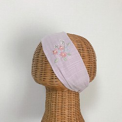 お花の手刺繍ダブルガーゼのヘアターバン 1枚目の画像