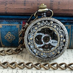 機械式手巻懐中時計 透かし星模様202 アンティークゴールド オリジナル懐中時計チェーン付属 1枚目の画像