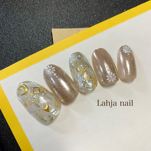 シェルネイル リゾートネイル ネイルチップ ネイルシール Lahja Nail 通販 Creema クリーマ ハンドメイド 手作り クラフト作品の販売サイト