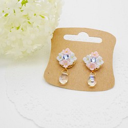 《Resale》粉色 x 藍色繡球花珍珠和寶石耳環/耳環 第1張的照片